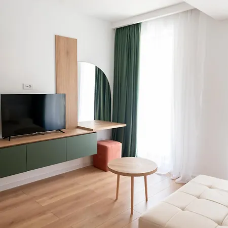 Apartel Elia 16