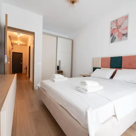 Apartel Elia 16 شقة *